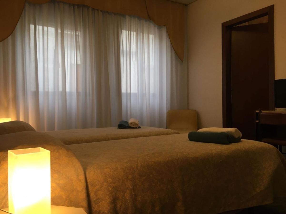 Hotel Centrale Este Εξωτερικό φωτογραφία
