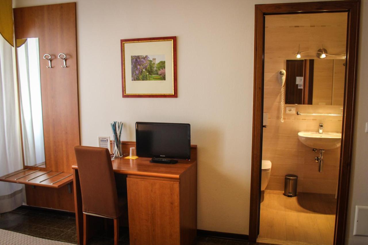 Hotel Centrale Este Εξωτερικό φωτογραφία