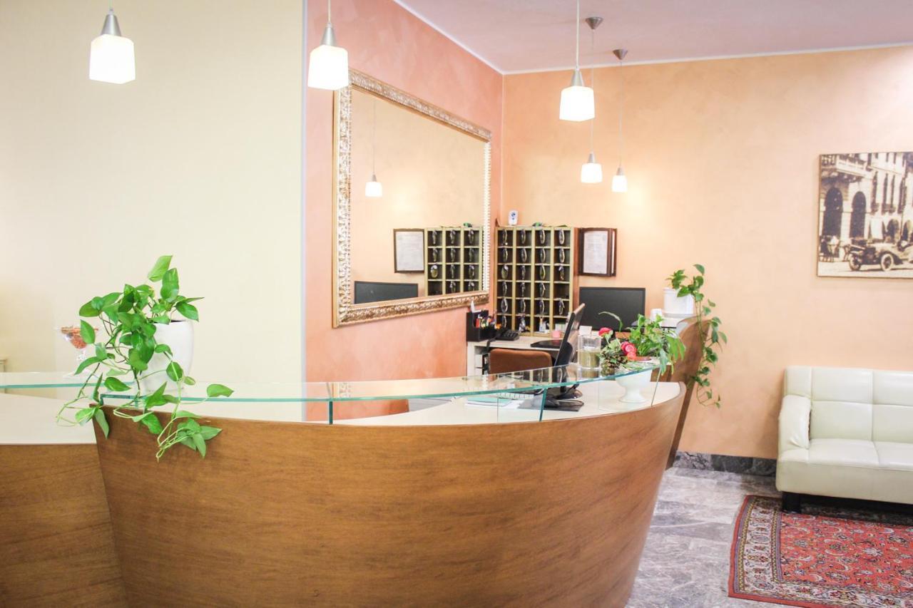 Hotel Centrale Este Εξωτερικό φωτογραφία