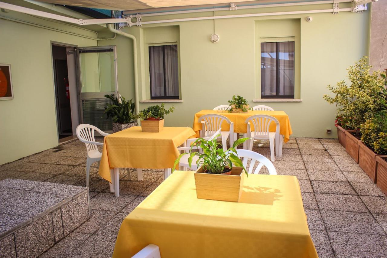 Hotel Centrale Este Εξωτερικό φωτογραφία
