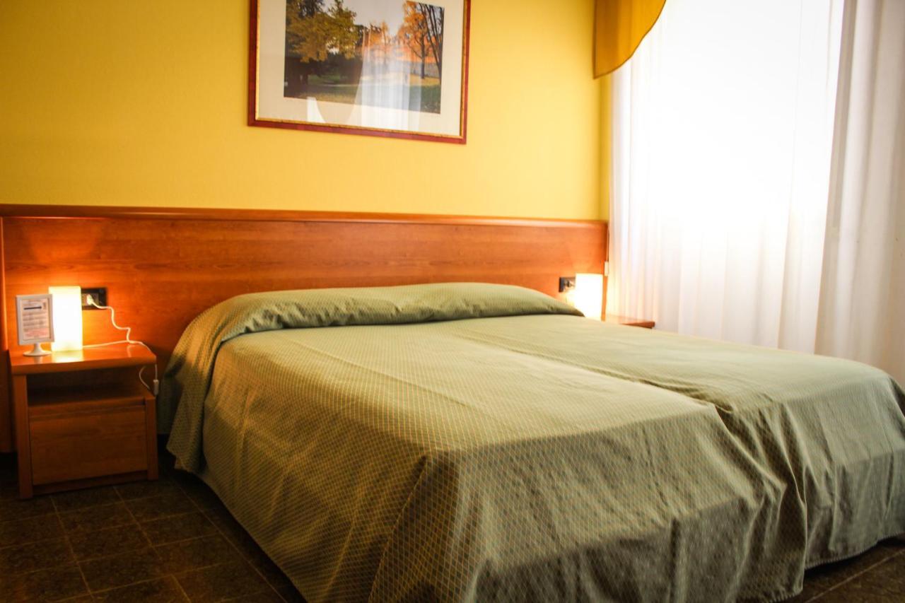 Hotel Centrale Este Εξωτερικό φωτογραφία